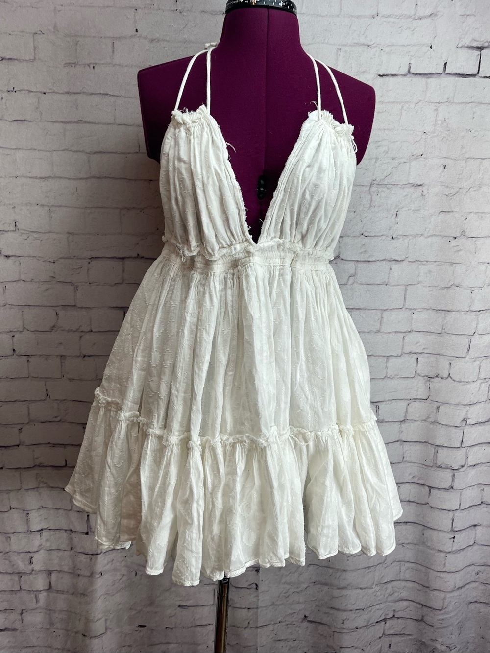 Olia size small creamy white halter style boho mini dress
